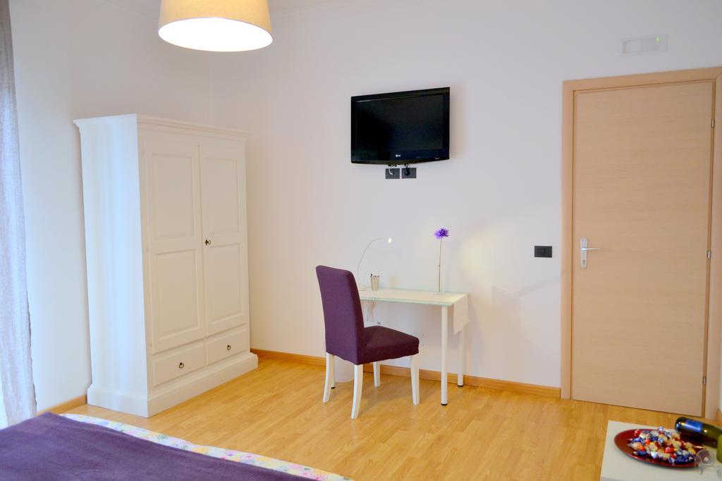 Policlinico Apartments Gravina di Catania Room photo